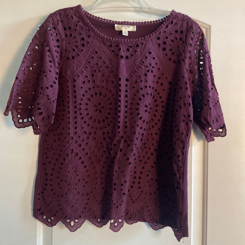 Porridge short sleeve wine colored top size medium